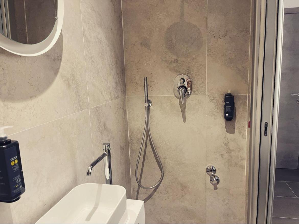 Smart Rooms Neapol Zewnętrze zdjęcie